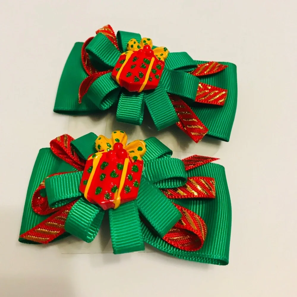 Christmas theme 2 kids hair clip Christmas bows vintage handcrafted rare unique